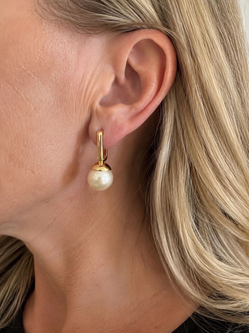 Gold Pearl Drop Huggie Earrings - Cream Pearl